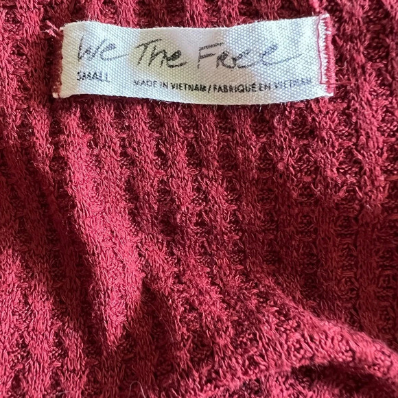 Free People Women’s Size Small Red Waffle Knit Slouchy Oversized V-Neck Top - Picture 6 of 9